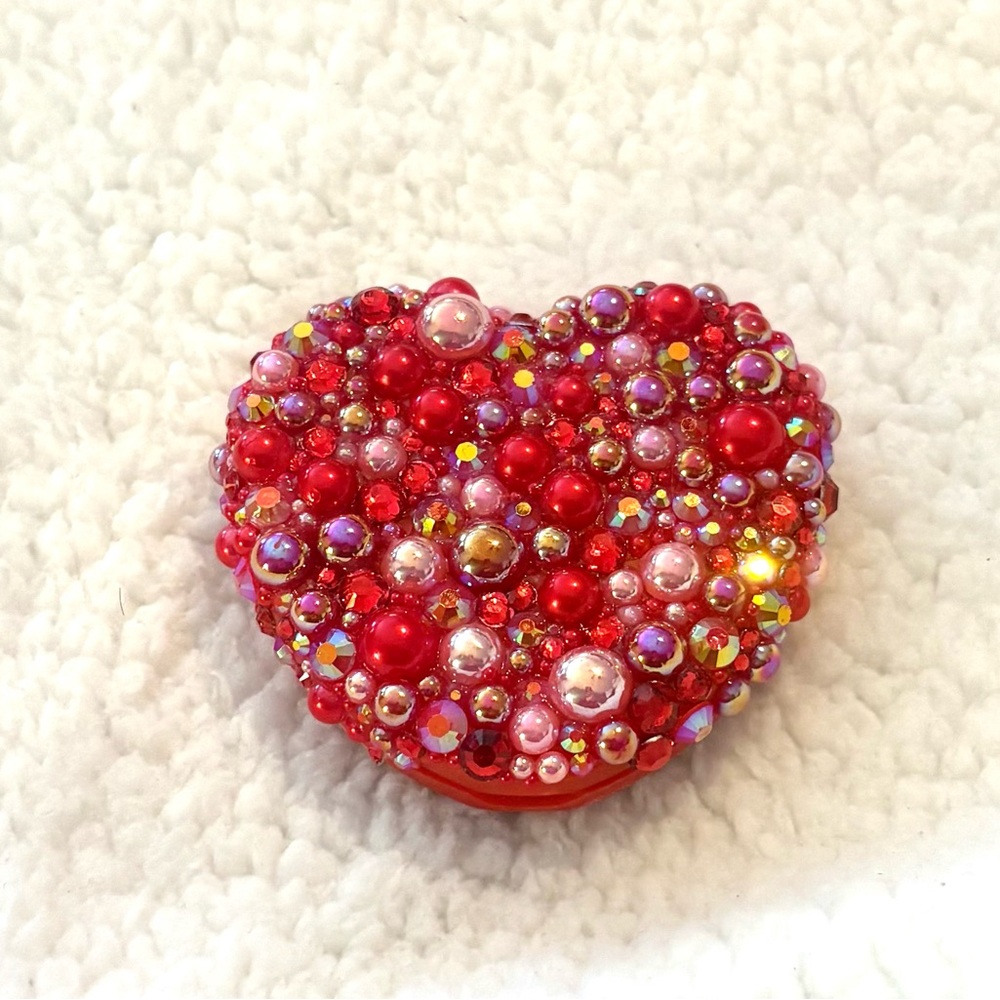 Heart-Shaped rhinestone sewing kit